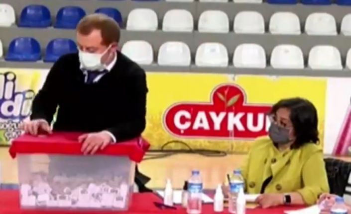 ÇAYKUR’a alınacak mevsimlik işçilerin kura çekiminde hile iddiası ortalığı karıştırdı