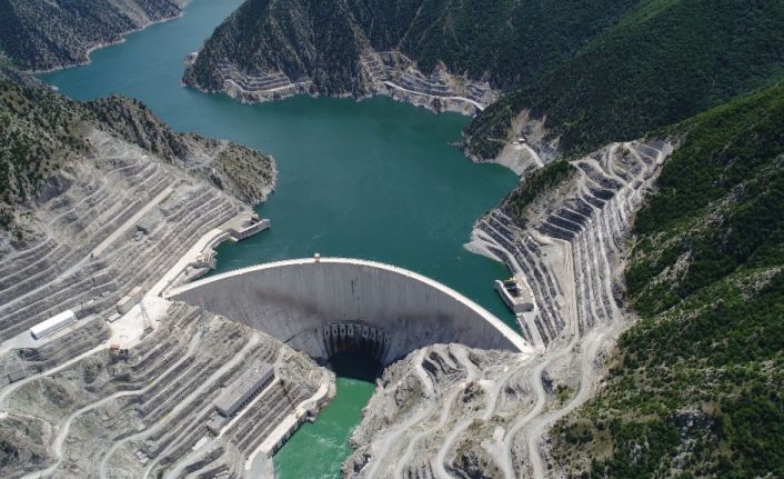 Çoruh üzerindeki barajlardan ekonomiye 20 milyar 291 milyonluk katkı