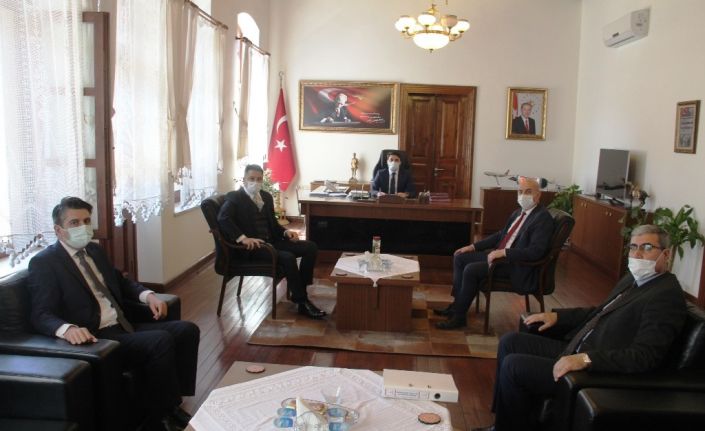 Edremit’te ‘Huzurevi, Yaşlı Bakım Ve Rehabilitasyon Merkezi’ kurulması çalışmalarına başlandı