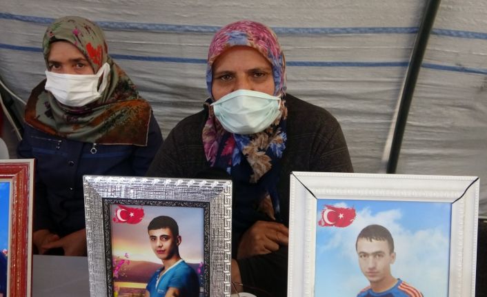 Evlat nöbetindeki acılı anne: "Benim oğlum nereden biliyor Suriye’ye gitmeyi"