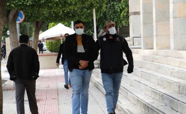 FETÖ üyeliğinden 3 yıl 1 ay 15 gün hapis cezası alan öğretmen yakalandı