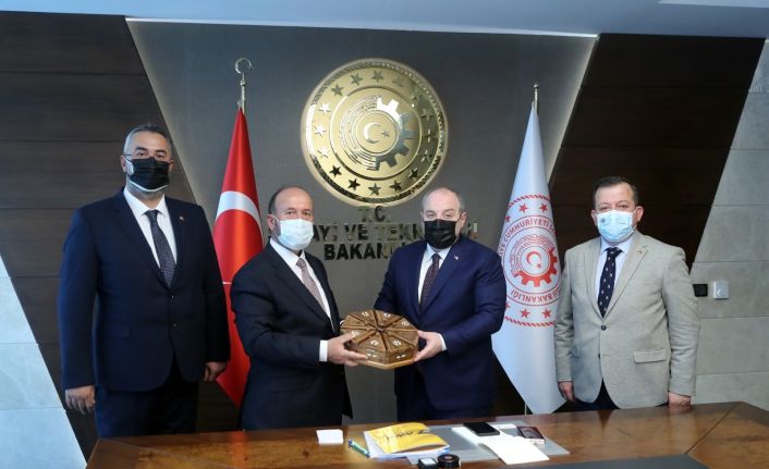 Fore kazık imalatında çığır açacak milli projeye Bakan Varank’tan destek sözü
