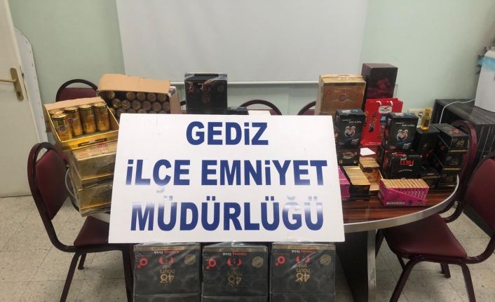 Gediz’de 513 adet kaçak ve sahte cinsel gücü arttırıcı ürün ele geçirildi
