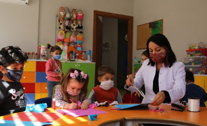 Gündoğmuş Kreş ve Gündüz Bakım Evi’nde eğitim devam ediyor