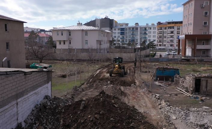 İpekyolu Belediyesi’nden yeni yol açma atağı