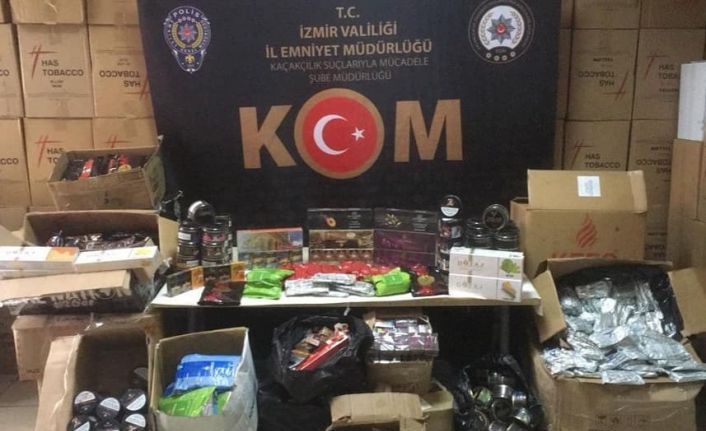 İzmir’de piyasa değeri 175 bin lira olan kaçak nargile tütünü ele geçirildi