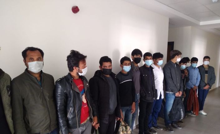 Kaçak göçmenleri İstanbul diye Kahramanmaraş’a bırakmışlar