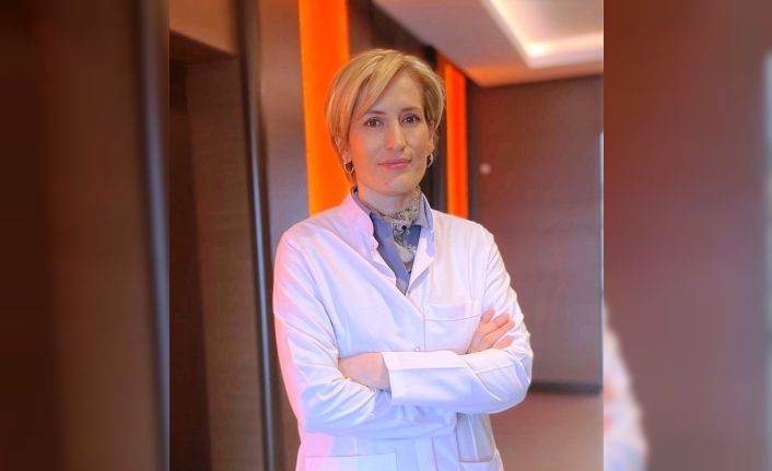 "Kanser tedavisi gören kişiler, ayırt etmeden mutlaka Covid aşısı olmalı"