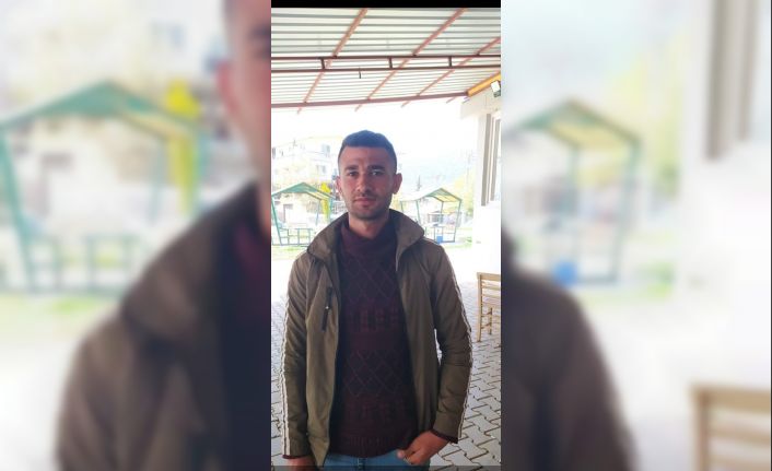 Kaza yapan motosiklet sürücüsü hayatını kaybetti