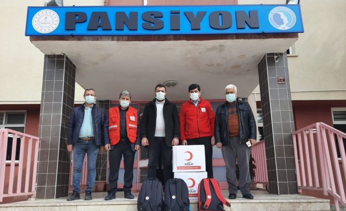 Kızılay’dan YİBO’lu öğrencilere eğitim desteği