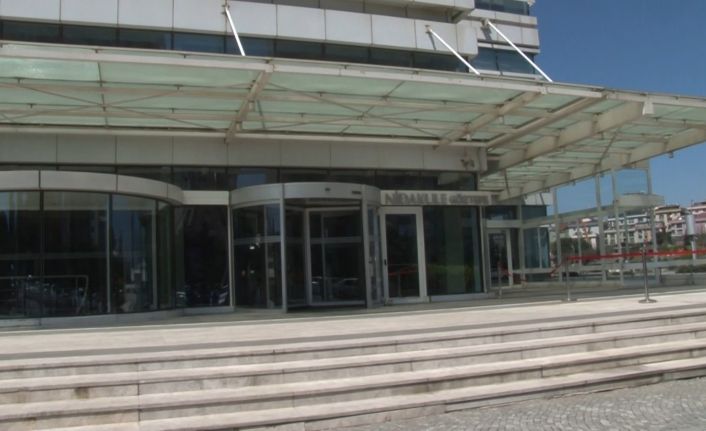 Kripto para vurgununda binanın güvenlik şefi konuştu: “2 günde 300 mağdur şirketin kapısına dayandı”