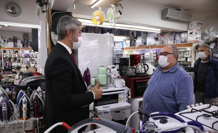 Marmaris Belediyesi’nden küçük esnafa destek