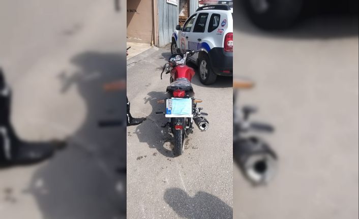 Maskeyi yüzü yerine motosikletinin plakasına takan sürücüye 7 bin 465 TL ceza