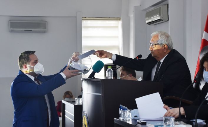 Mecliste, encümen ve ihtisas komisyonu seçimleri yapıldı