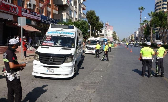 Mersin’de koronaya karşı 3 bin 801 toplu taşıma aracı kontrol edildi