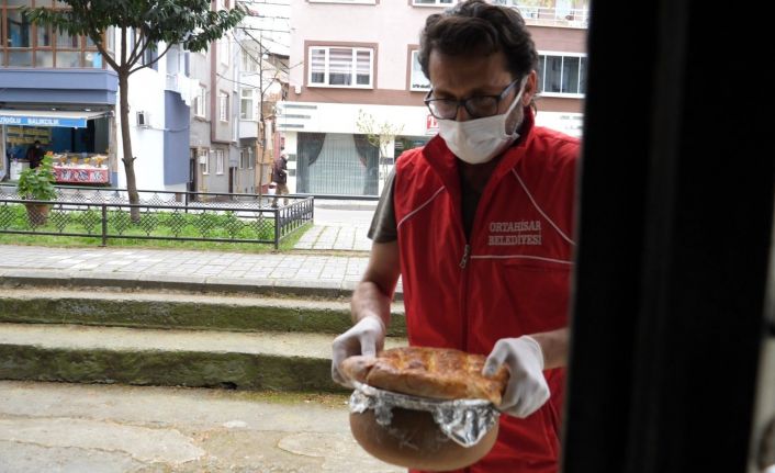 Ortahisar’dan hem lokantacı esnafına hem ihtiyaç sahiplerine Ramazan desteği