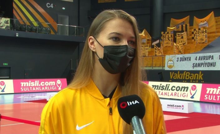 (Özel haber) Meliha İsmailoğlu: "Şampiyonluktan sonra CEV Şampiyonlar Ligi’ne çok daha motiveyiz"