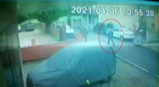 (Özel) Kartal’da avukatlık bürosunda akrabalarına kurşun yağdıran şahsın kaçma anı kamerada