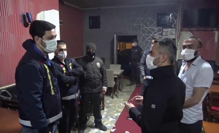 (Özel) Maltepe’de kısıtlamayı ihlal ederek eğlence düzenleyen şahısların polisten kaçış yöntemi pes dedirtti
