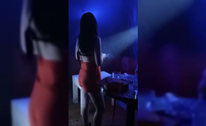 (Özel) Taksim’de kısıtlamada gece kulüplerine baskın kamerada: 93 bin 663 lira ceza