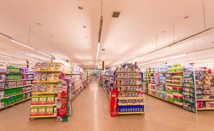 Özhan, ramazan ayında uygun fiyatlarla yüz güldürüyor