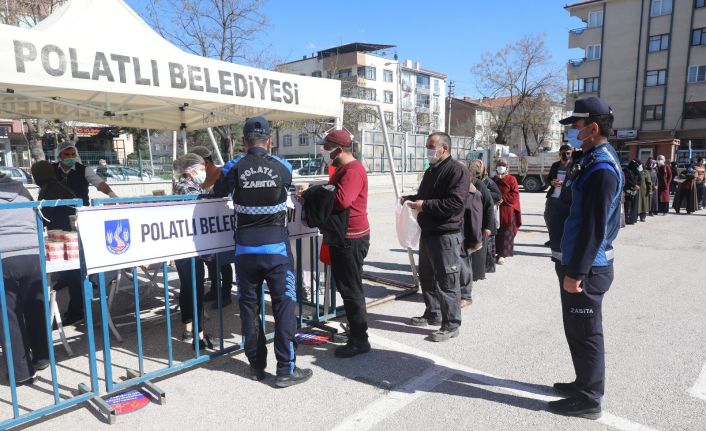 Polatli Belediyesi Gönül Sofraları ile mahallelerde vatandaşlarla buluşmaya devam ediyor