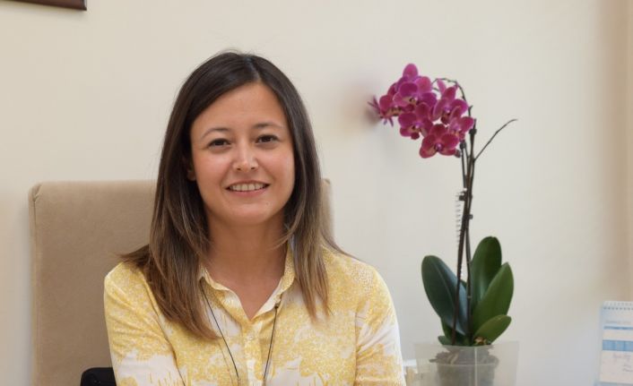 Prof. Dr. Aydemir, doğum, bebek bakımı ve emzirme üzerine merak edilenleri anlattı