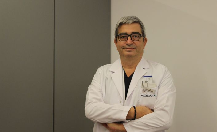 Prof. Dr. Sakarya: "Sinovac aşısı olan kişilerin sonrasında pozitif olsalar bile hastaneye yatma oranları yüzde 100’e yakın azaldı"