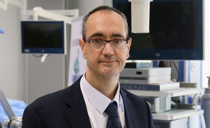 Prof. Dr. Tüzüner: "Kapalı karaciğer cerrahisi hastalara konforlu bir tedavi sağlıyor"