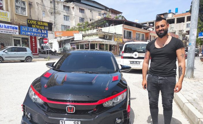 Saçlar gibi araçlara da şekil veriyor