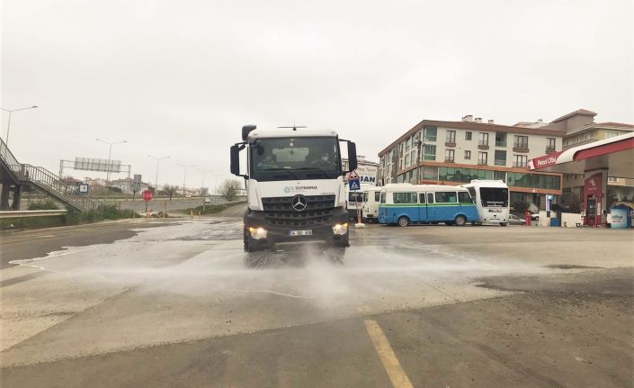 Salgınla mücadele her alanda sürüyor