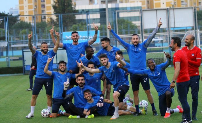 Samet Aybaba: "Şampiyonluğa susamış bir Adana şehri var"