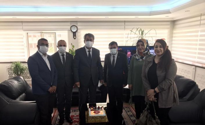 Şehit aileleri ve gazilerden Batman Emniyet Müdürü Kıraç’a Polis Haftası ziyareti