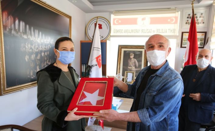 Selçuk’ta şehitler ve gaziler için anlamlı bağış