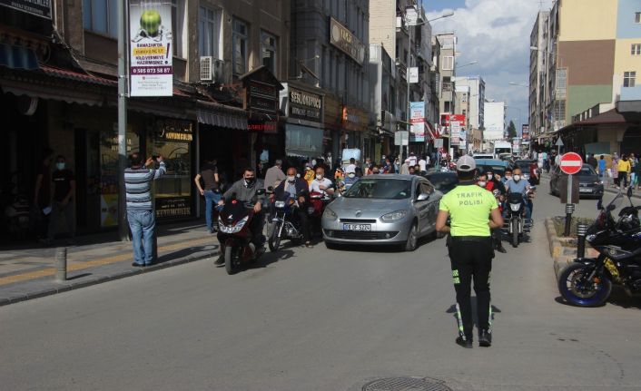 Sınır ili Kilis’te tam kapanma öncesi yoğunluk