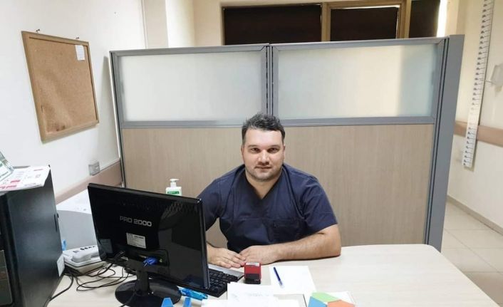 Şuhut Devlet Hastanesi’ne atanan 2 uzman doktor göreve başladı