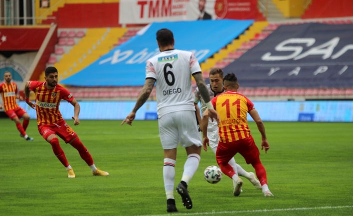 Süper Lig: Hes Kablo Kayserispor: 0 - Gençlerbirliği: 0 (Maç devam ediyor)