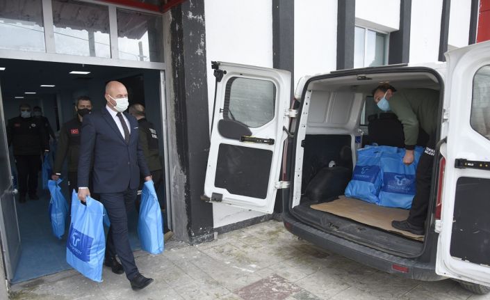 Tekkeköy’den 365 gün sosyal yardım