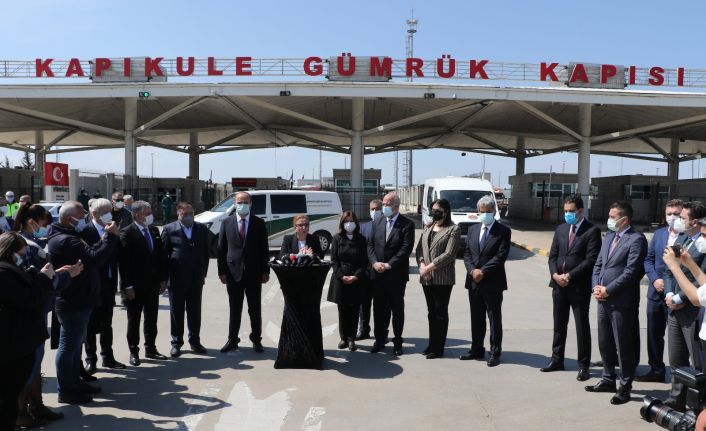 Ticaret Bakanı Pekcan: "Gümrük kapılarında 1 dakika bile kaybetme lüksümüz yok”