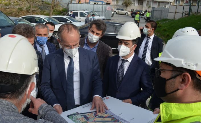 TOKİ Başkanı Bulut, 29 Ekim’de açılacak Atatürk Kültür Merkezi’nde incelemelerde bulundu