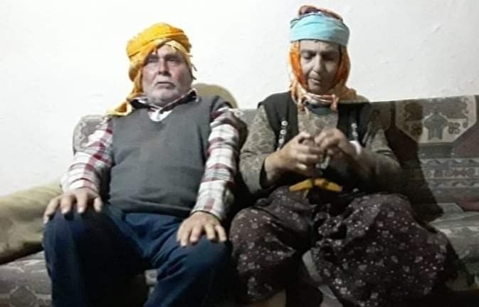 Yarım asırdır kirman ile yün eğirip çorap örüyorlar