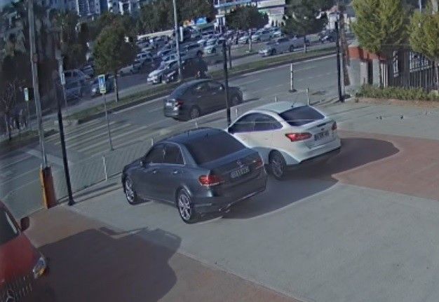 Yaya geçidinde çarptığı çocuğun ölümüne neden olan sürücü 2 hafta sonra serbest kaldı
