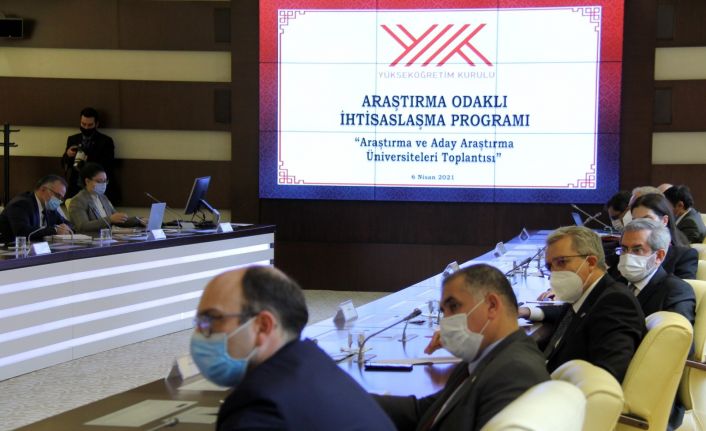 YÖK Başkanı Saraç ‘araştırma ve aday araştırma’ üniversitelerinin rektörleriyle buluştu