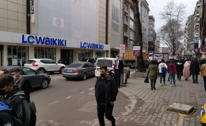 Zonguldak’ta tedirgin eden kalabalık