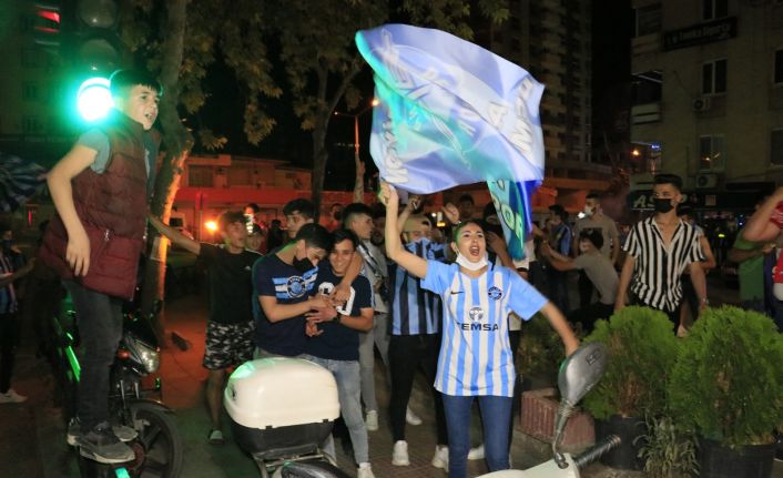 Adana Demirspor’un 26 yıl sonra gelen şampiyonluğu, kentte coşkuyla kutlandı