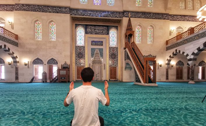 Altı bin kişilik dev camii açılış için Cumhurbaşkanı Erdoğan’ı bekliyor