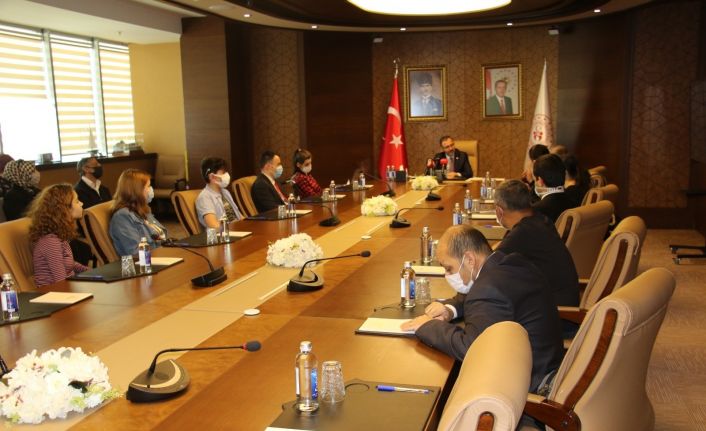 Bakan Kasapoğlu: "Engelli vatandaşlarımızın pek çok başarının altında imzasının olduğunu görüyoruz"
