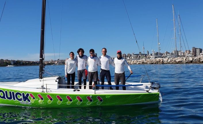 Boğaz Kupası Yat ve Sportsboat yarışları birincisi Quick Sigorta-Nimbus oldu