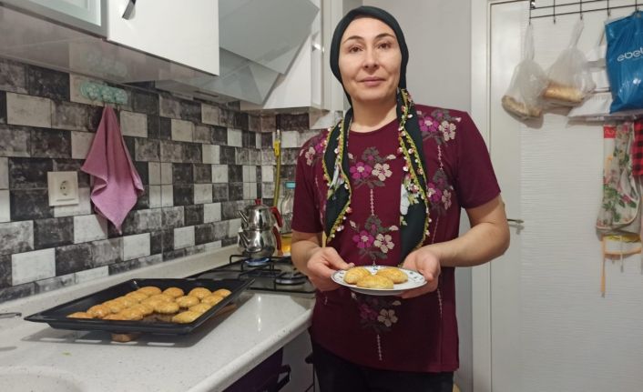 Bu bayram tatlılar tepsi tepsi değil sadece ev halkına yetecek kadar yapıldı