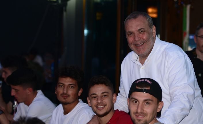 Bursaspor Başkanı Erkan Kamat: “Hepinize ayrı ayrı teşekkür ediyorum”